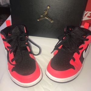 Jordan 1 MID 9C Black and Infrared